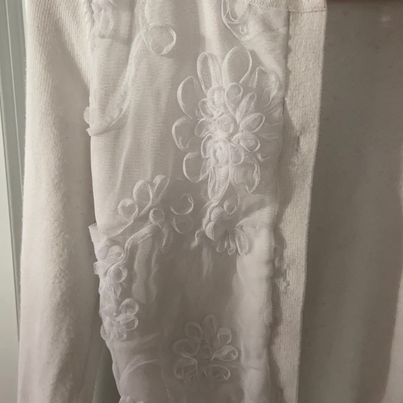white cropped mesh floral cardigan - Picture 2 of 3